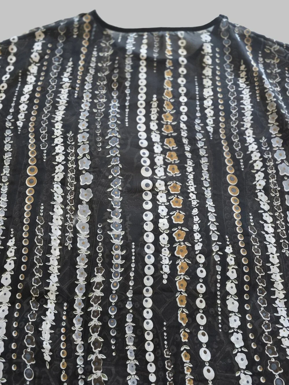 N/A white sophisticated fabric